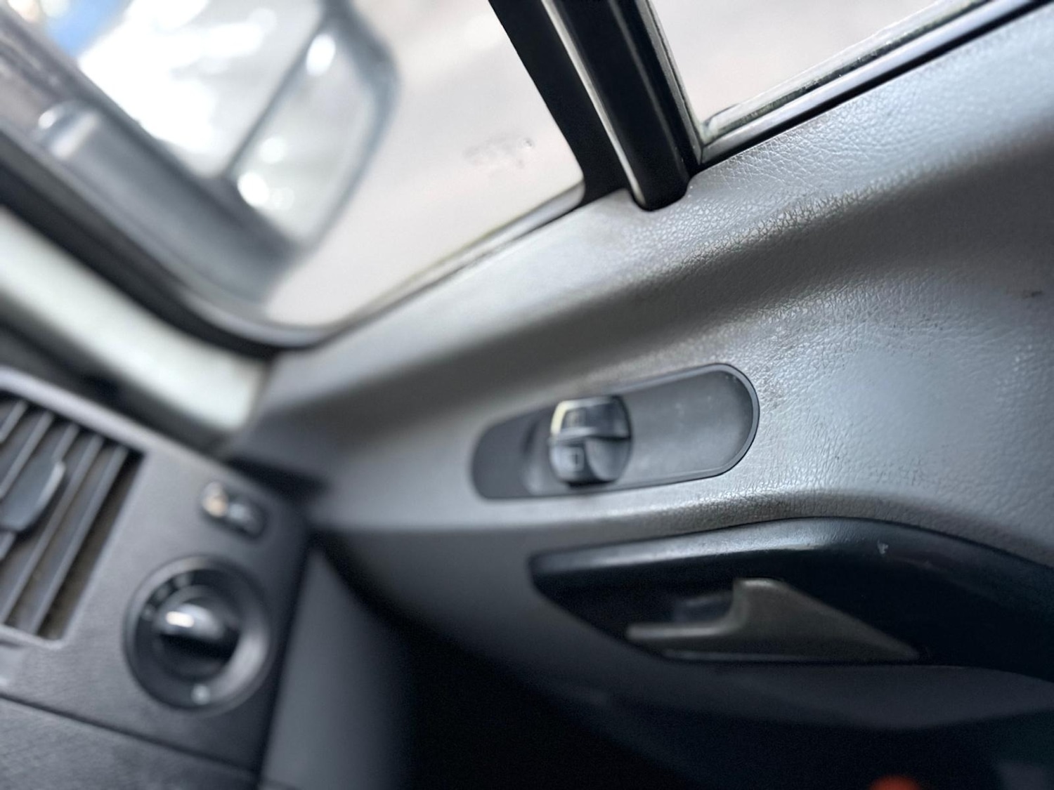 Used Mercedes-Benz Sprinter 2010 for sale - 77100048: Photo 8