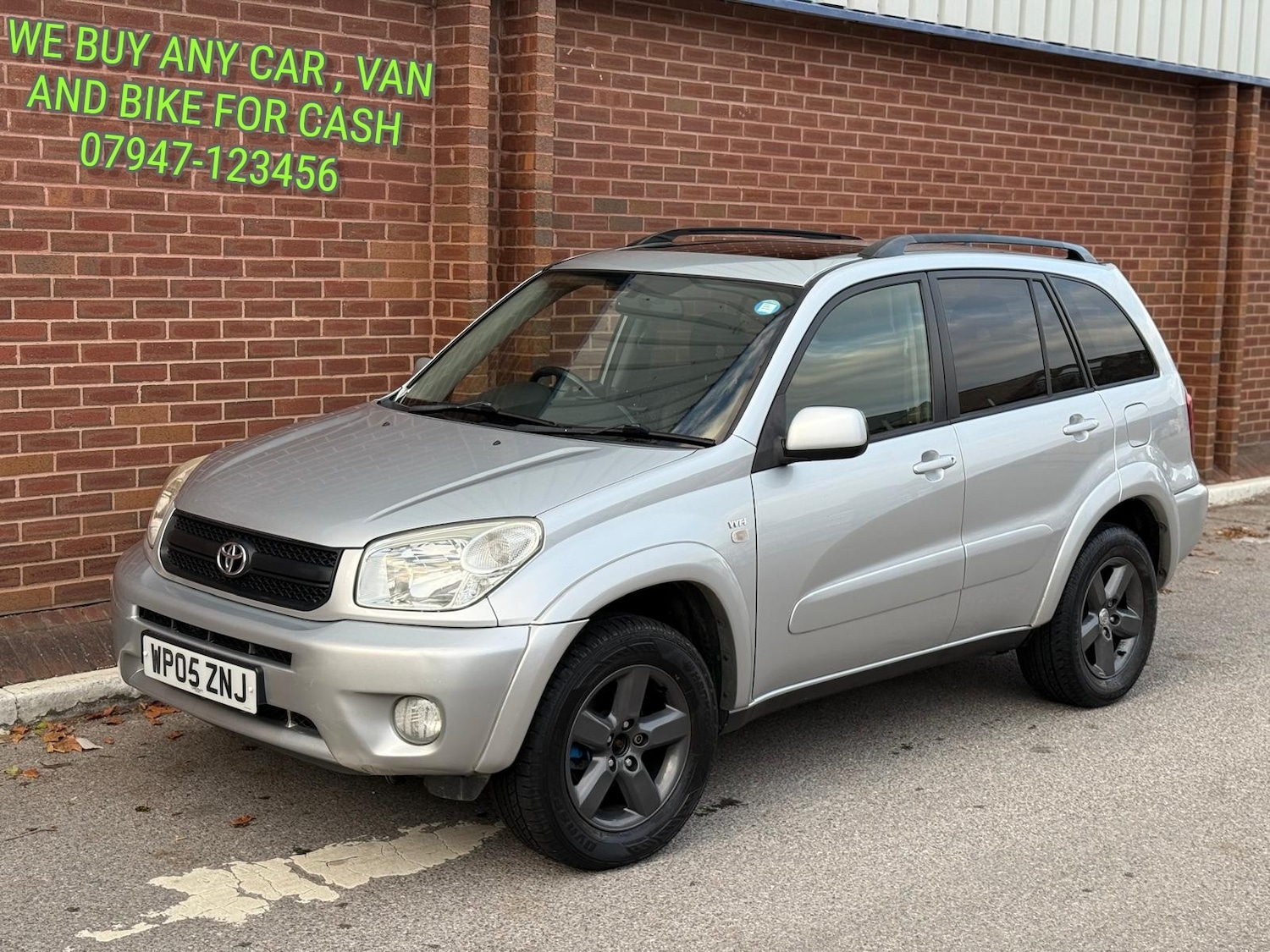 Used Toyota RAV4 2005 for sale - 76392408: Photo 1