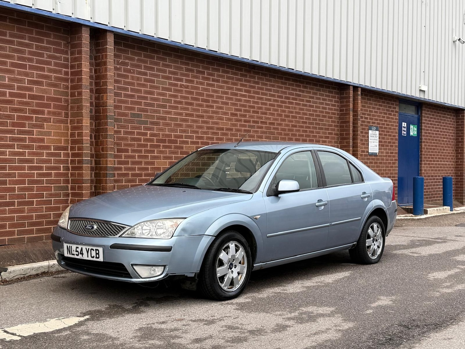 Used Ford Mondeo 2004 for sale - 76531359: Photo 1