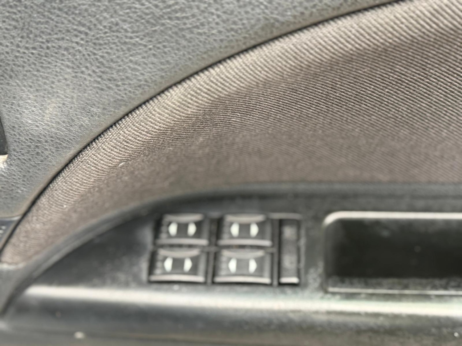 Used Ford Mondeo 2004 for sale - 76531359: Photo 14