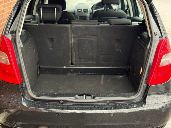 Used Mercedes-Benz A-Class 2012 for sale - 74868947: Photo 10