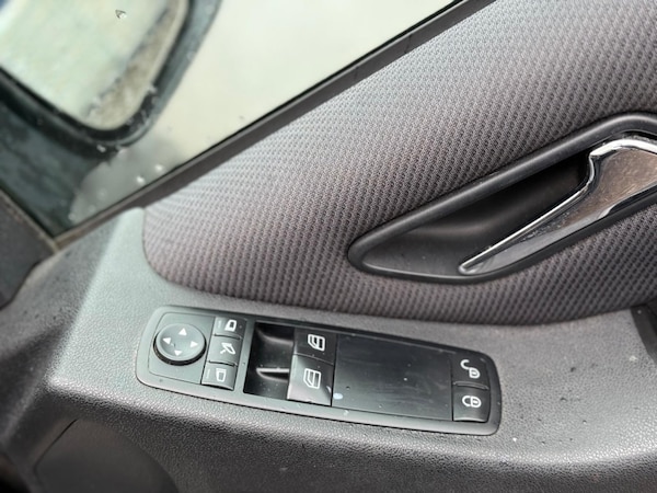 Used Mercedes-Benz A-Class 2012 for sale - 74868947: Photo 12
