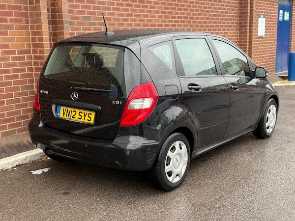 Used Mercedes-Benz A-Class 2012 for sale - 74868947: Photo 5