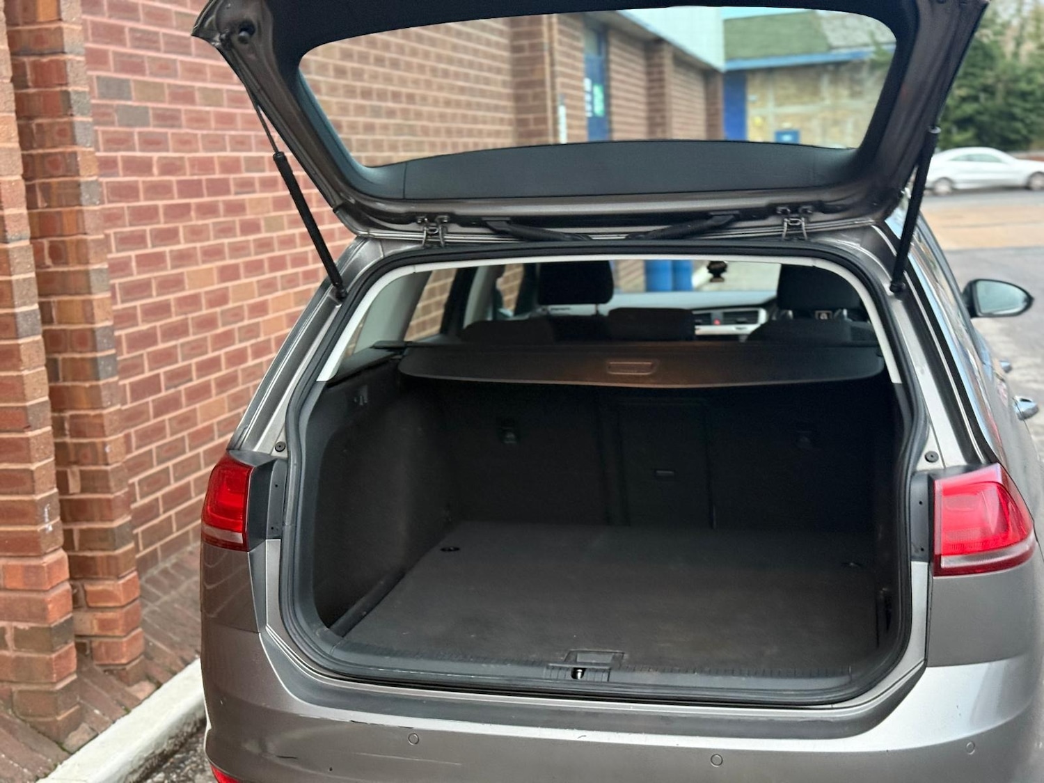 Used Volkswagen Golf 2014 for sale - 76834990: Photo 11