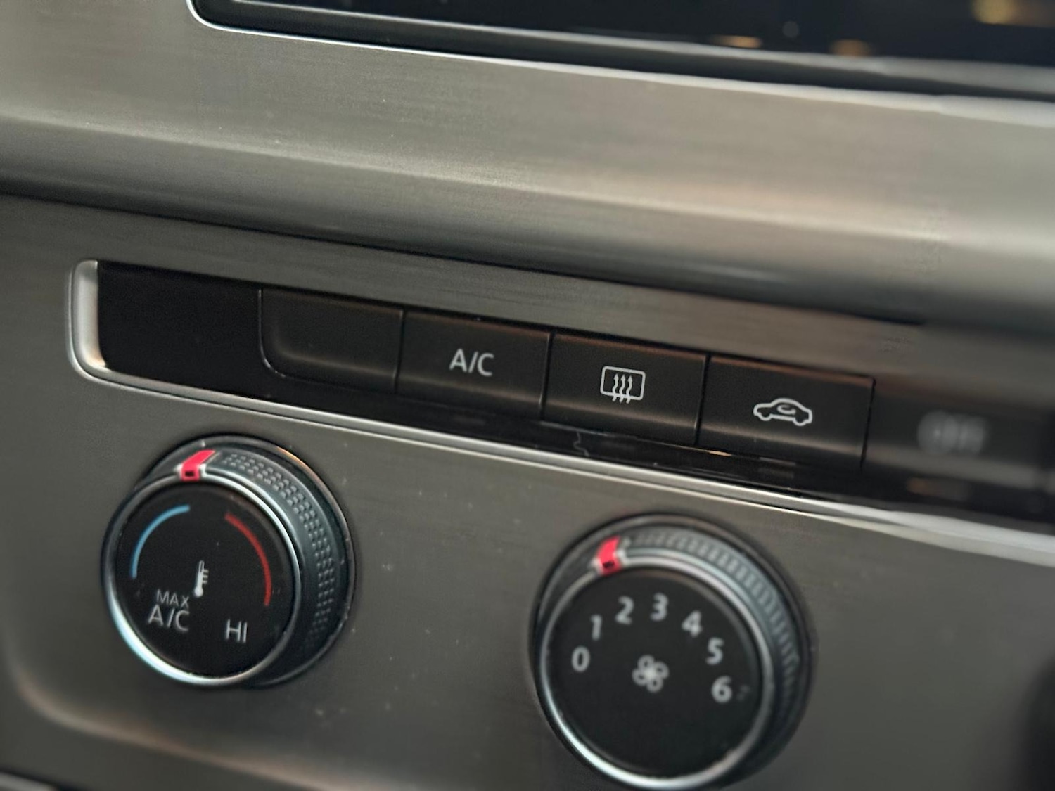 Used Volkswagen Golf 2014 for sale - 76834990: Photo 15