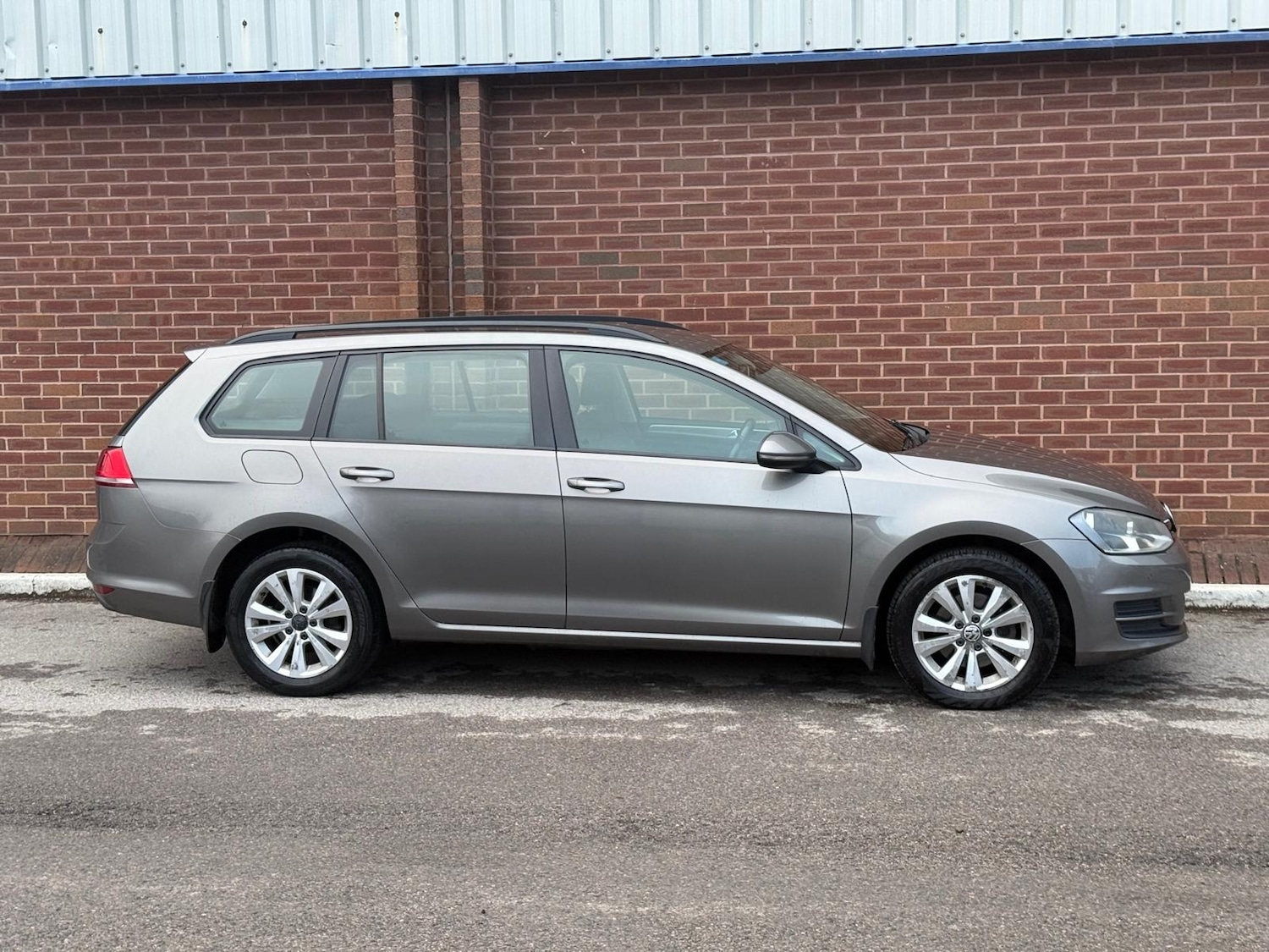Used Volkswagen Golf 2014 for sale - 76834990: Photo 4