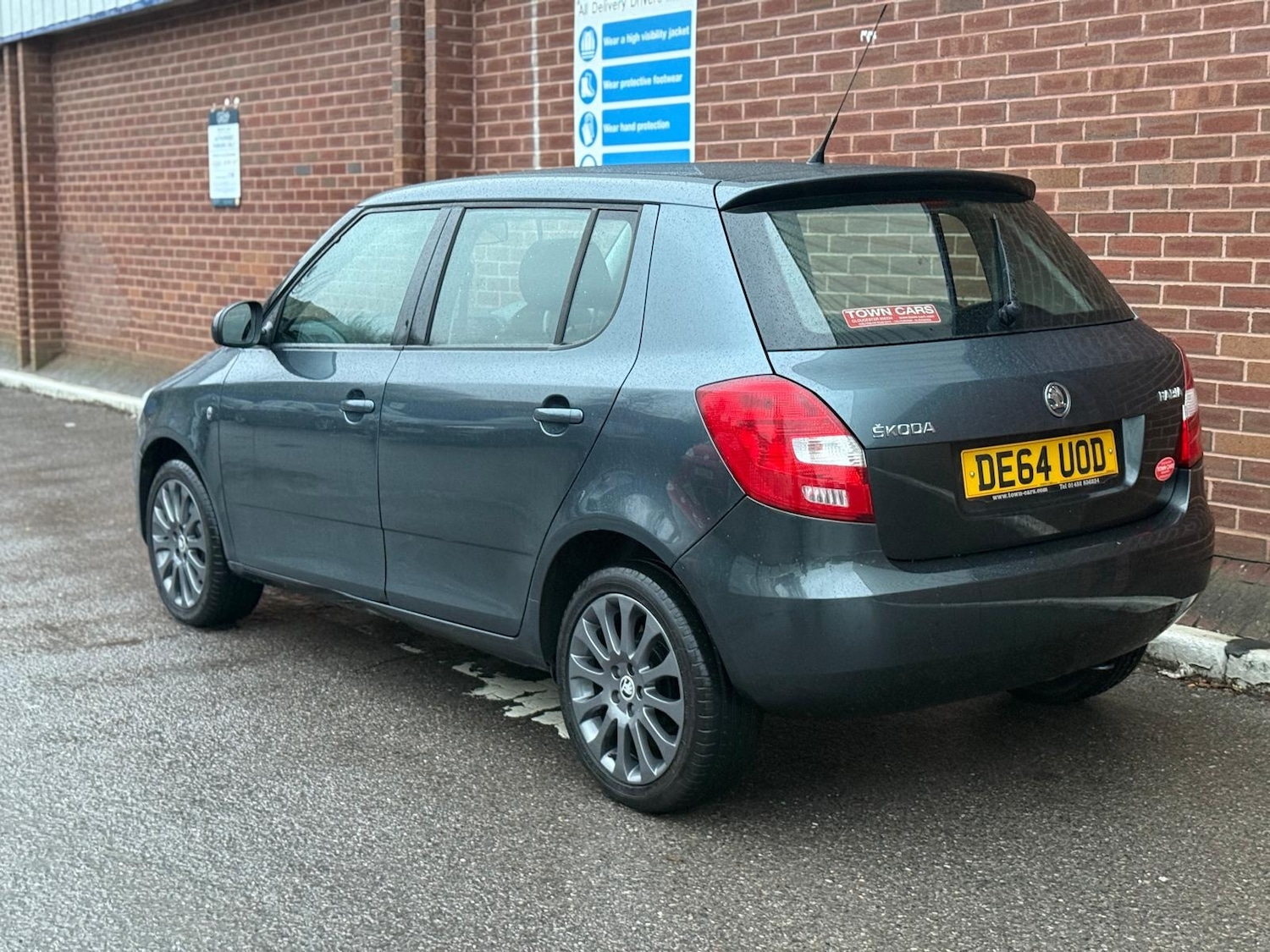 Used Skoda Fabia 2014 for sale - 76881624: Photo 5