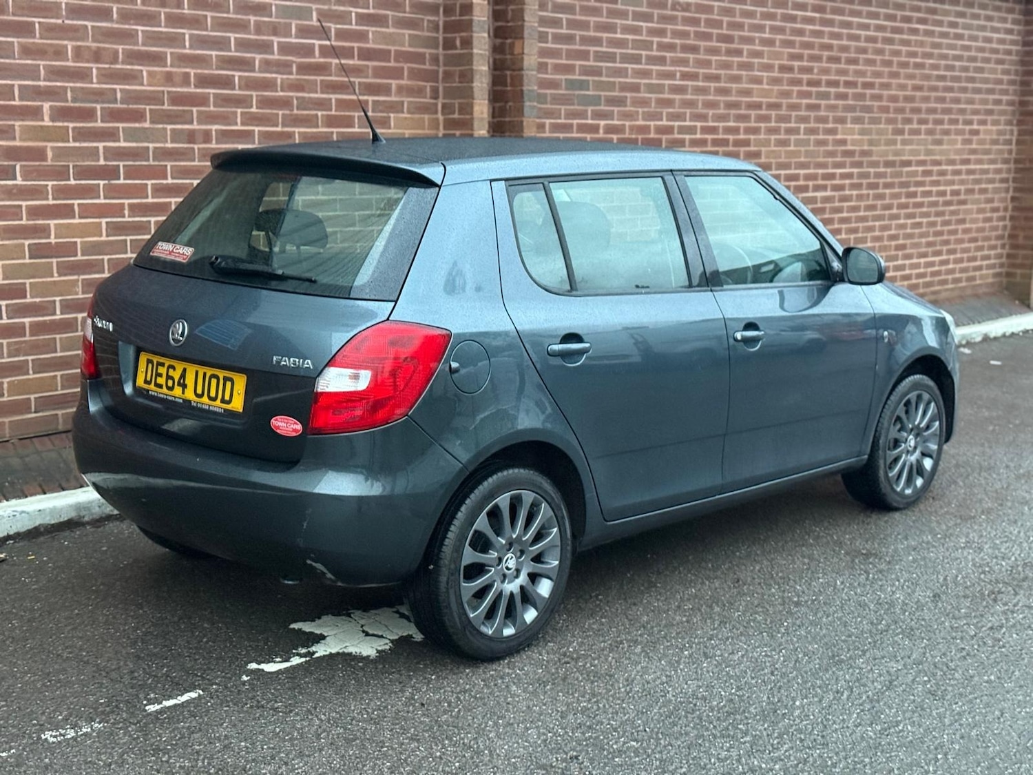 Used Skoda Fabia 2014 for sale - 76881624: Photo 6