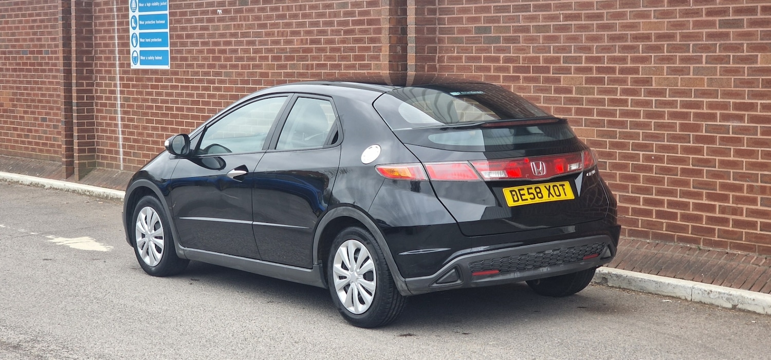 Used Honda Civic 2009 for sale - 78106410: Photo 5