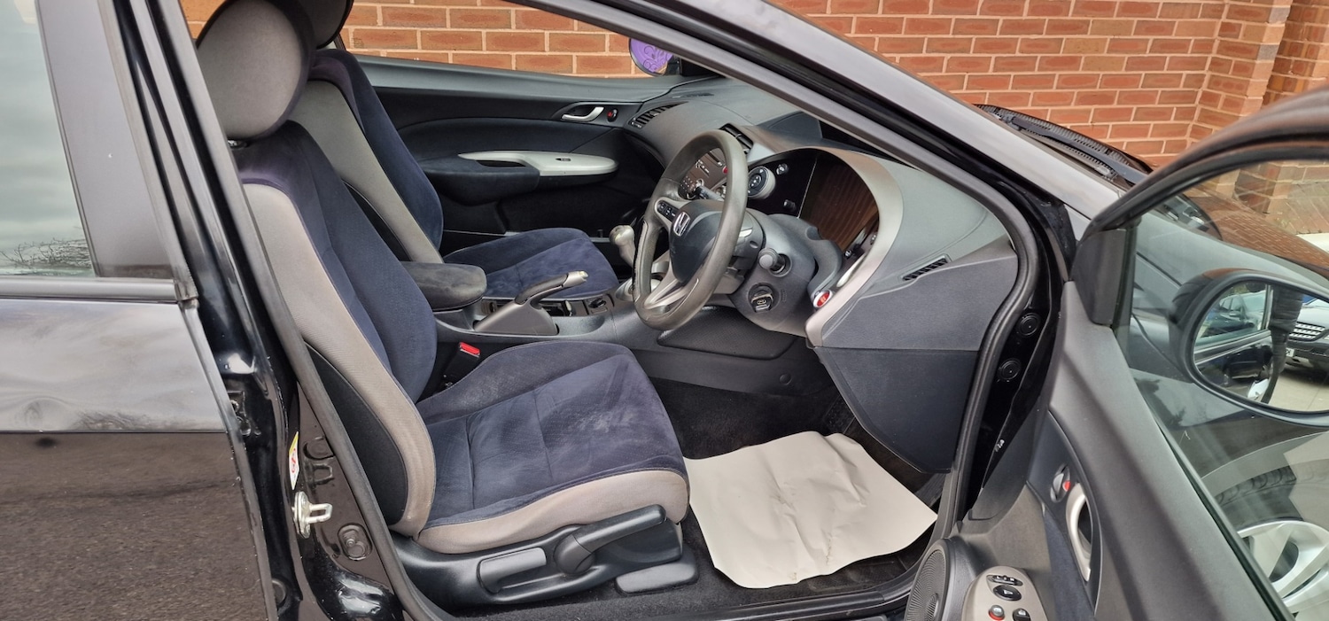 Used Honda Civic 2009 for sale - 78106410: Photo 8