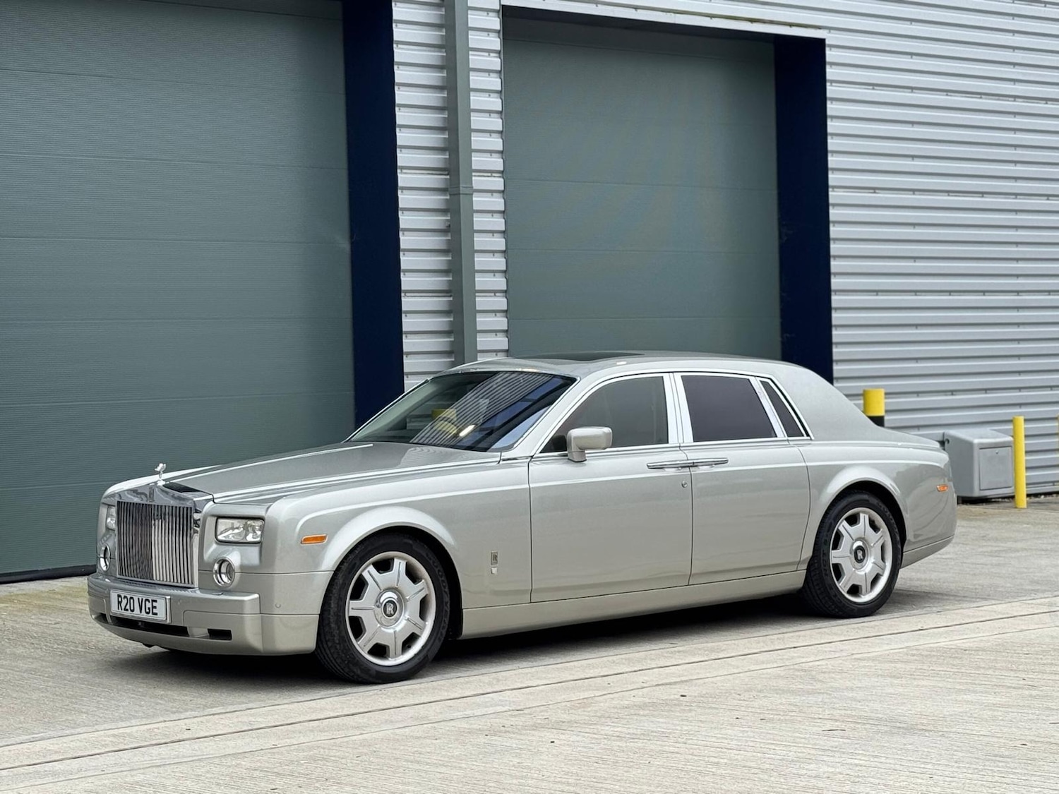 Used Rolls-Royce Phantom 2007 for sale - 74177374: Photo 9