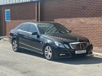 Used Mercedes-Benz E-Class 2010 for sale - 75959362: Photo
