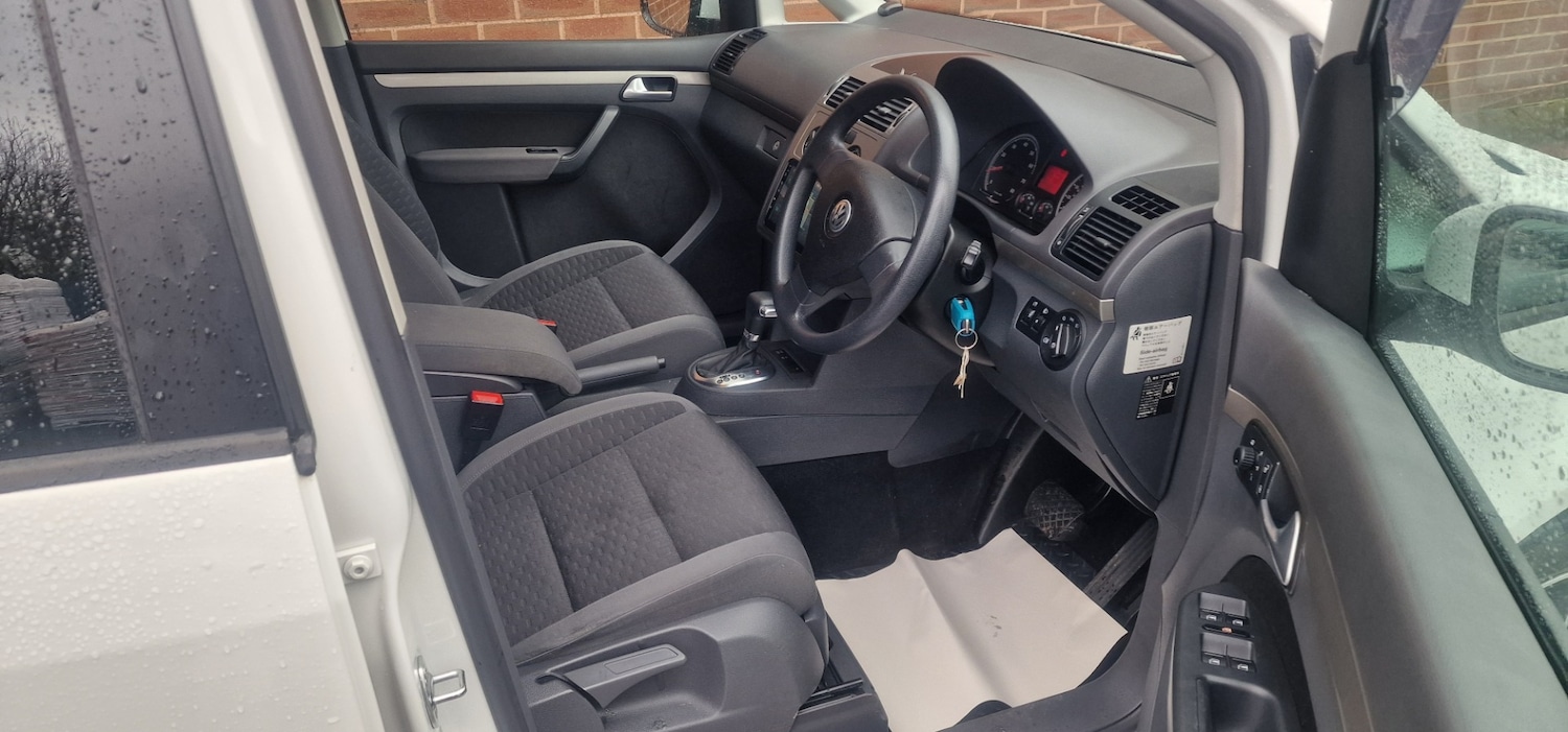 Used Volkswagen Touran 2009 for sale - 77519583: Photo 10