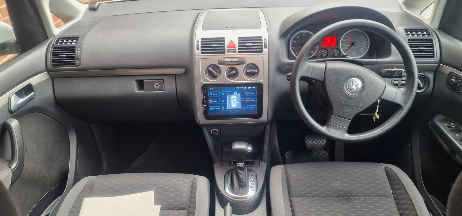 Used Volkswagen Touran 2009 for sale - 77519583: Photo 18