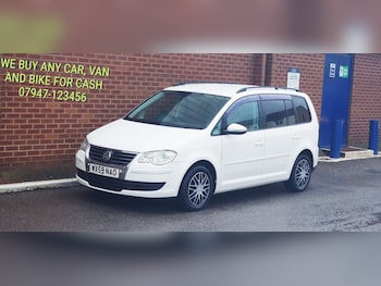 Used Volkswagen Touran 2009 for sale - 77519583: Photo