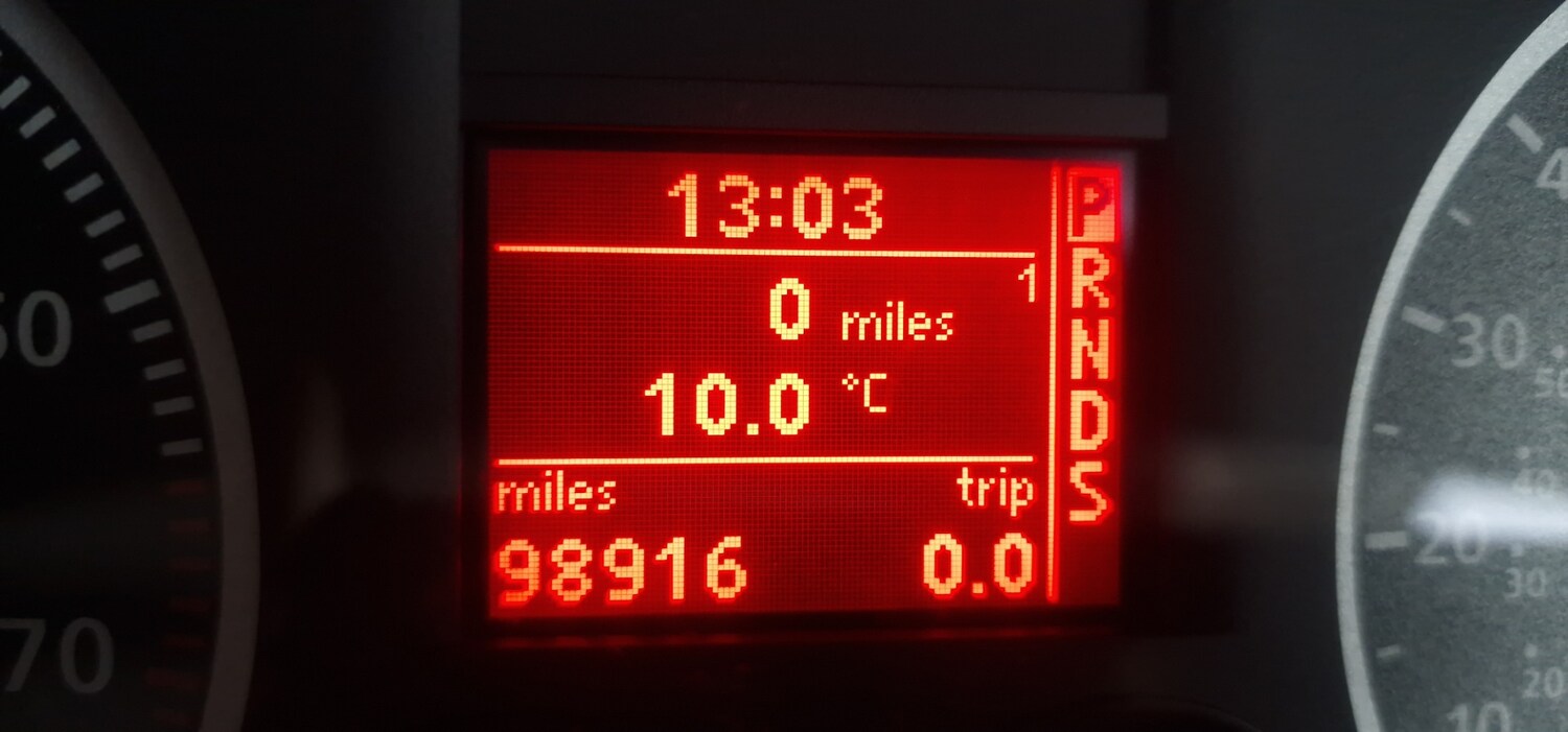 Used Volkswagen Touran 2009 for sale - 77519583: Photo 22