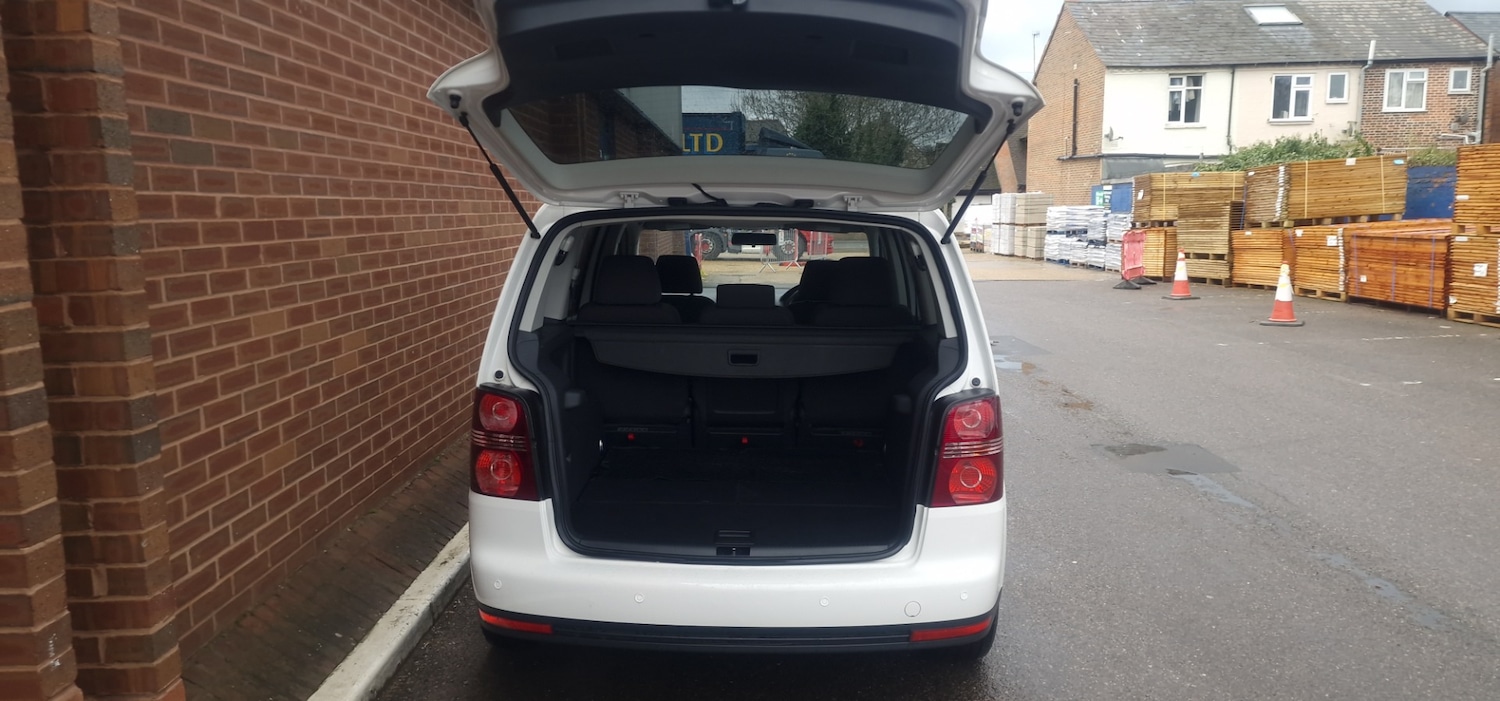 Used Volkswagen Touran 2009 for sale - 77519583: Photo 7