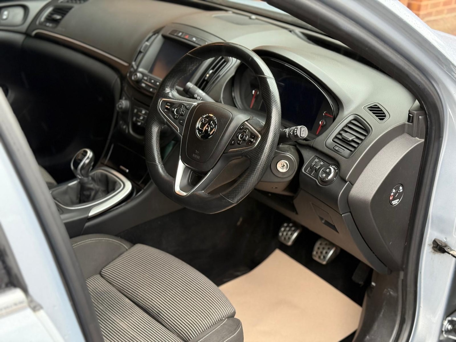 Used Vauxhall Insignia 2017 for sale - 76343952: Photo 9