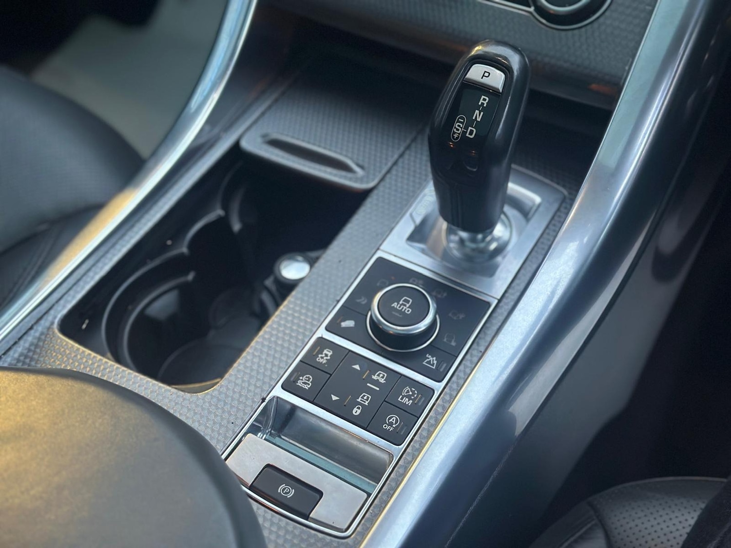 Used Land Rover Range Rover Sport 2018 for sale - 76544638: Photo 18