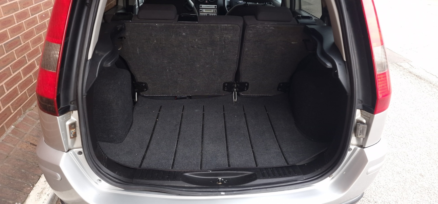 Used Ford Fusion 2005 for sale - 78081979: Photo 12