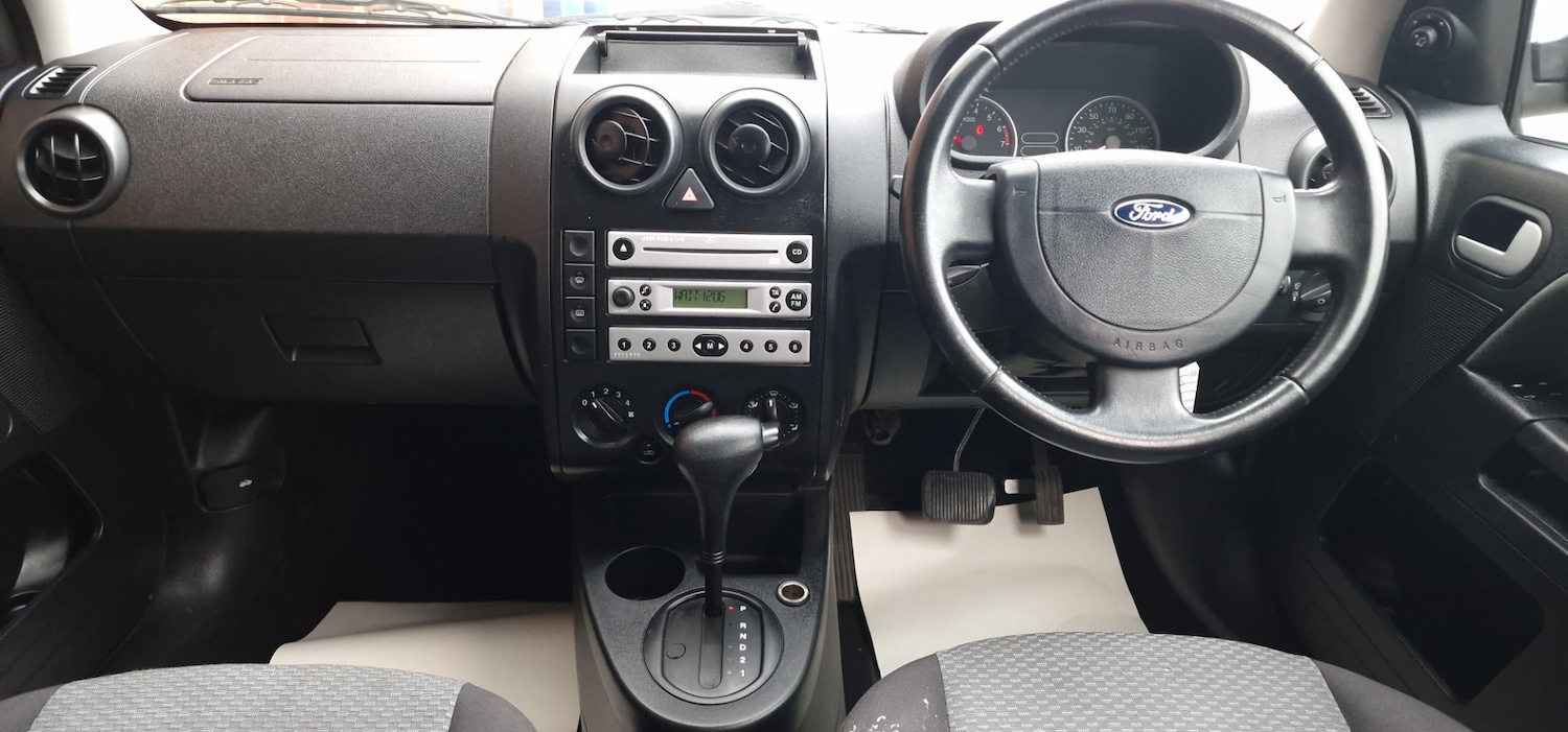 Used Ford Fusion 2005 for sale - 78081979: Photo 17