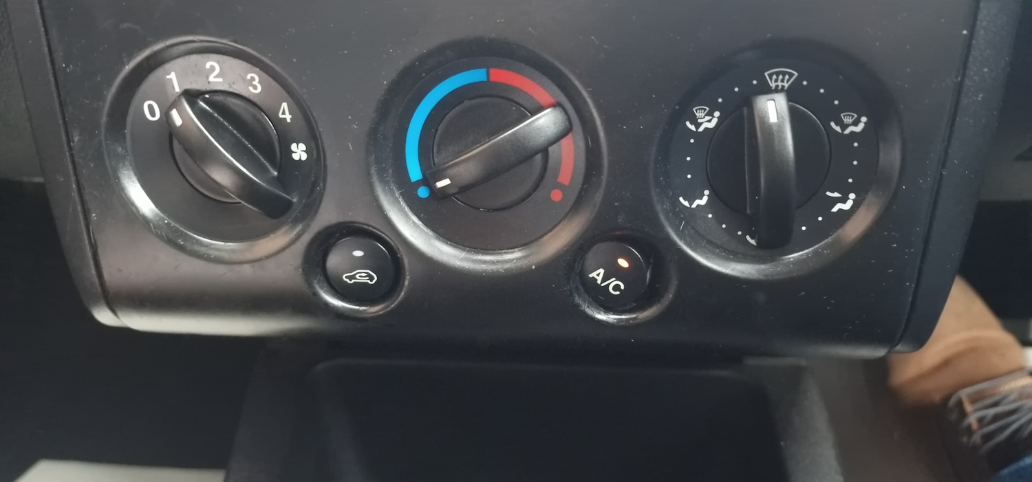 Used Ford Fusion 2005 for sale - 78081979: Photo 19