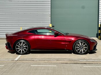 Used Aston Martin Vantage 2019 for sale - 75919287: Photo