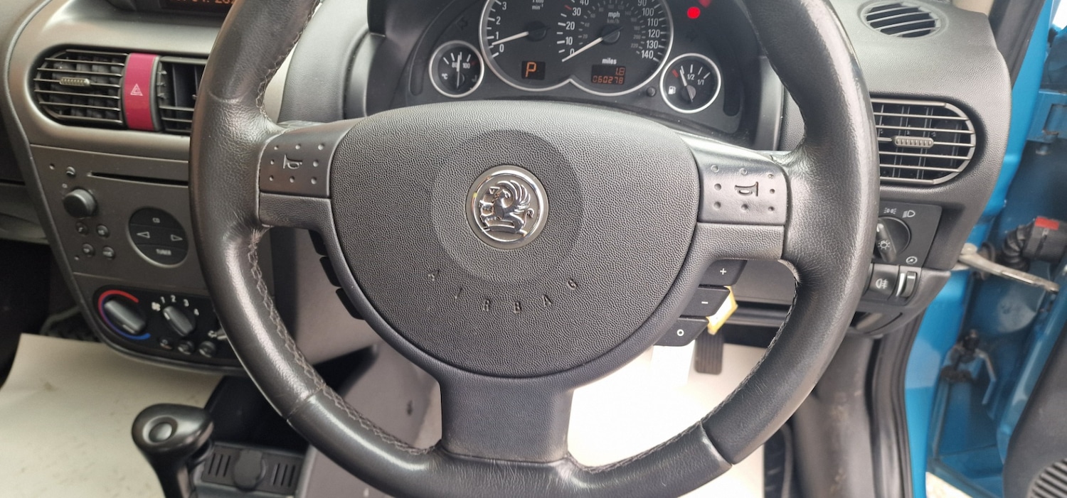 Used Vauxhall Corsa 2004 for sale - 78180591: Photo 15