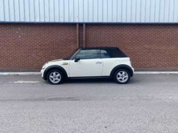 Used MINI Convertible 2010 for sale - 71532991: Photo