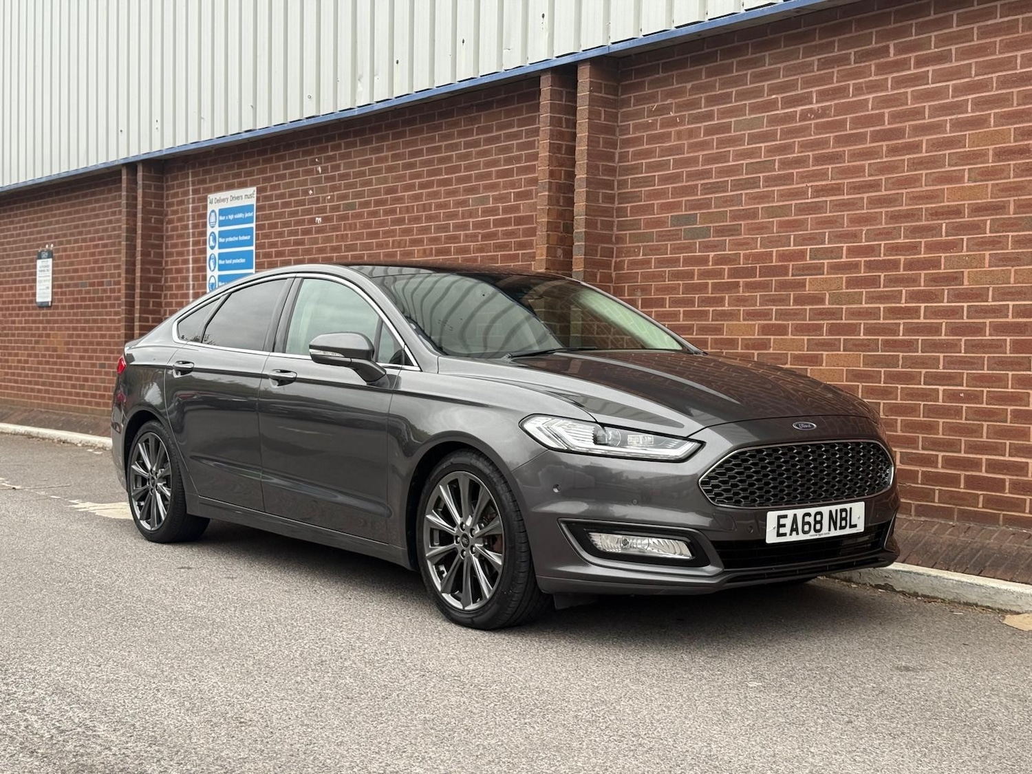 Used Ford Mondeo 2018 for sale - 76309730: Photo 2