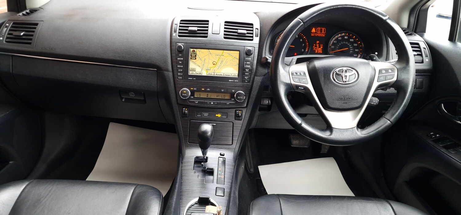 Used Toyota Avensis 2009 for sale - 77744338: Photo 14