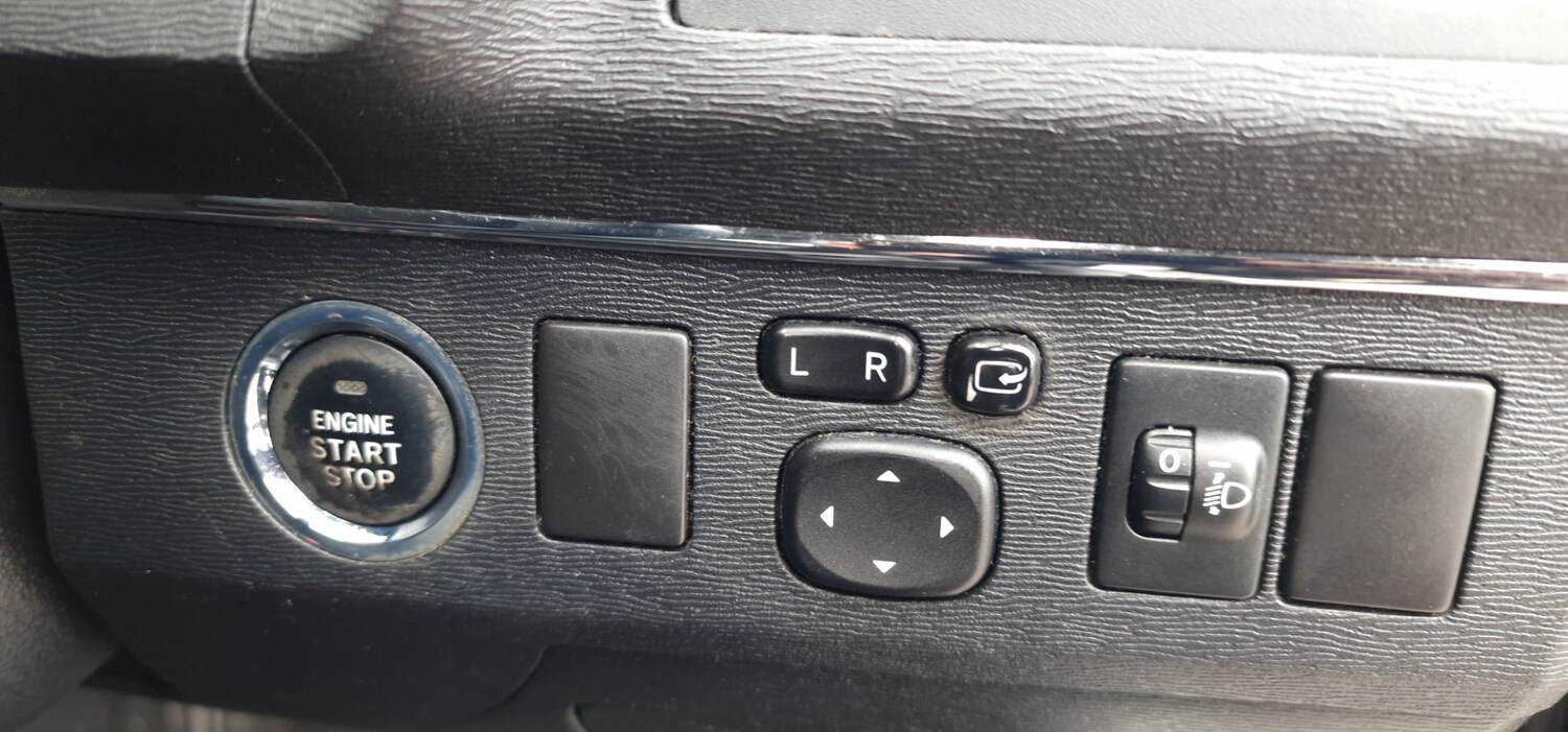 Used Toyota Avensis 2009 for sale - 77744338: Photo 17