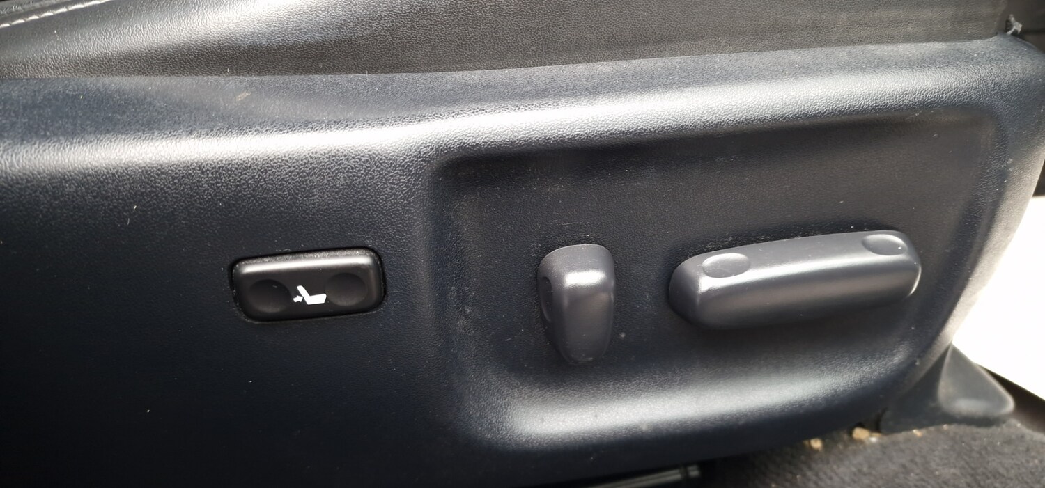 Used Toyota Avensis 2009 for sale - 77744338: Photo 19