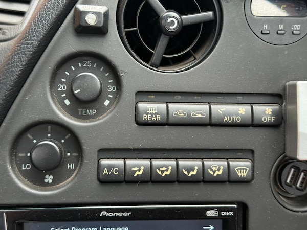 Used Toyota Supra 1998 for sale - 75673252: Photo 15