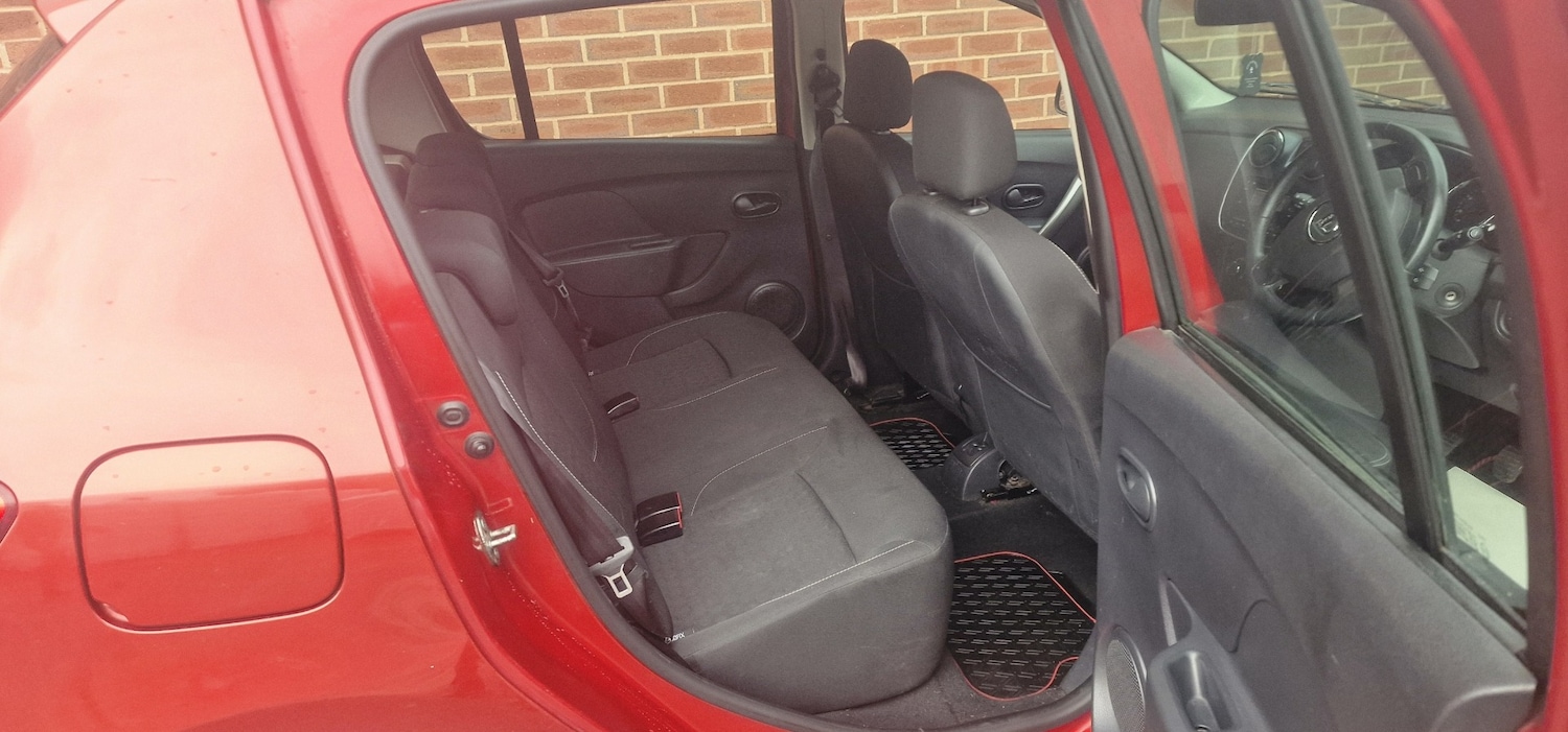 Used Dacia Sandero 2013 for sale - 77324557: Photo 10