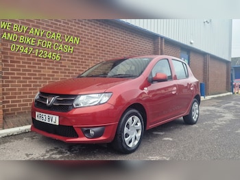 Used Dacia Sandero 2013 for sale - 77324557: Photo