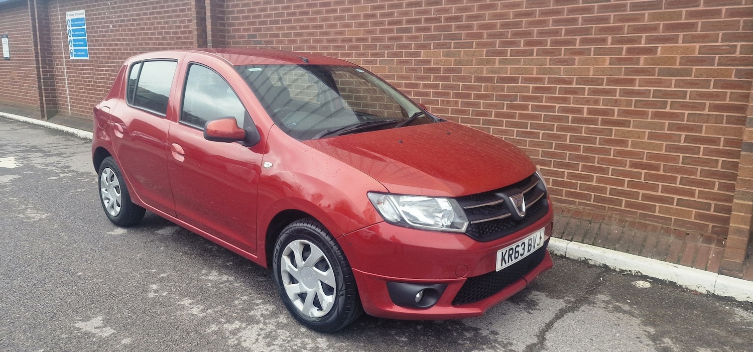Used Dacia Sandero 2013 for sale - 77324557: Photo 2