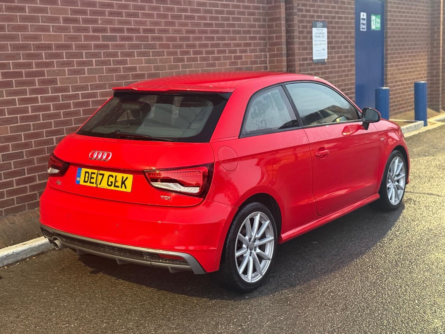 Used Audi A1 2017 for sale - 76615864: Photo 6