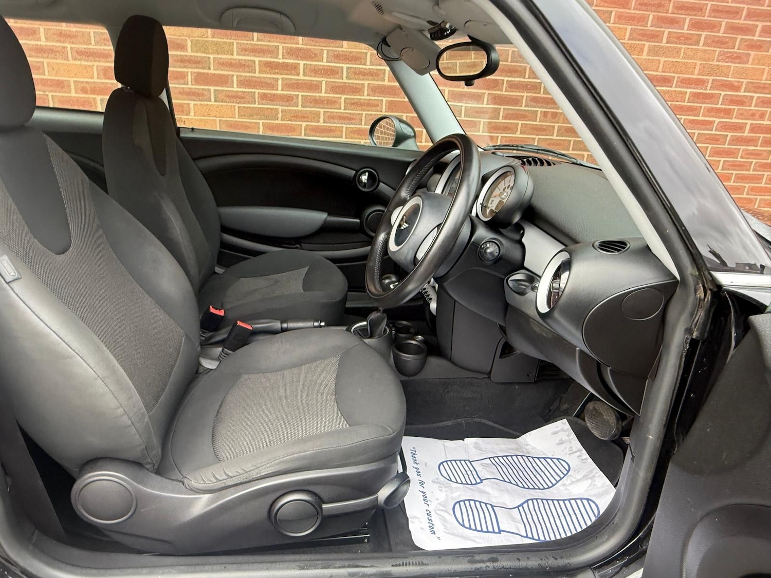 Used MINI Hatch 2010 for sale - 76343936: Photo 8
