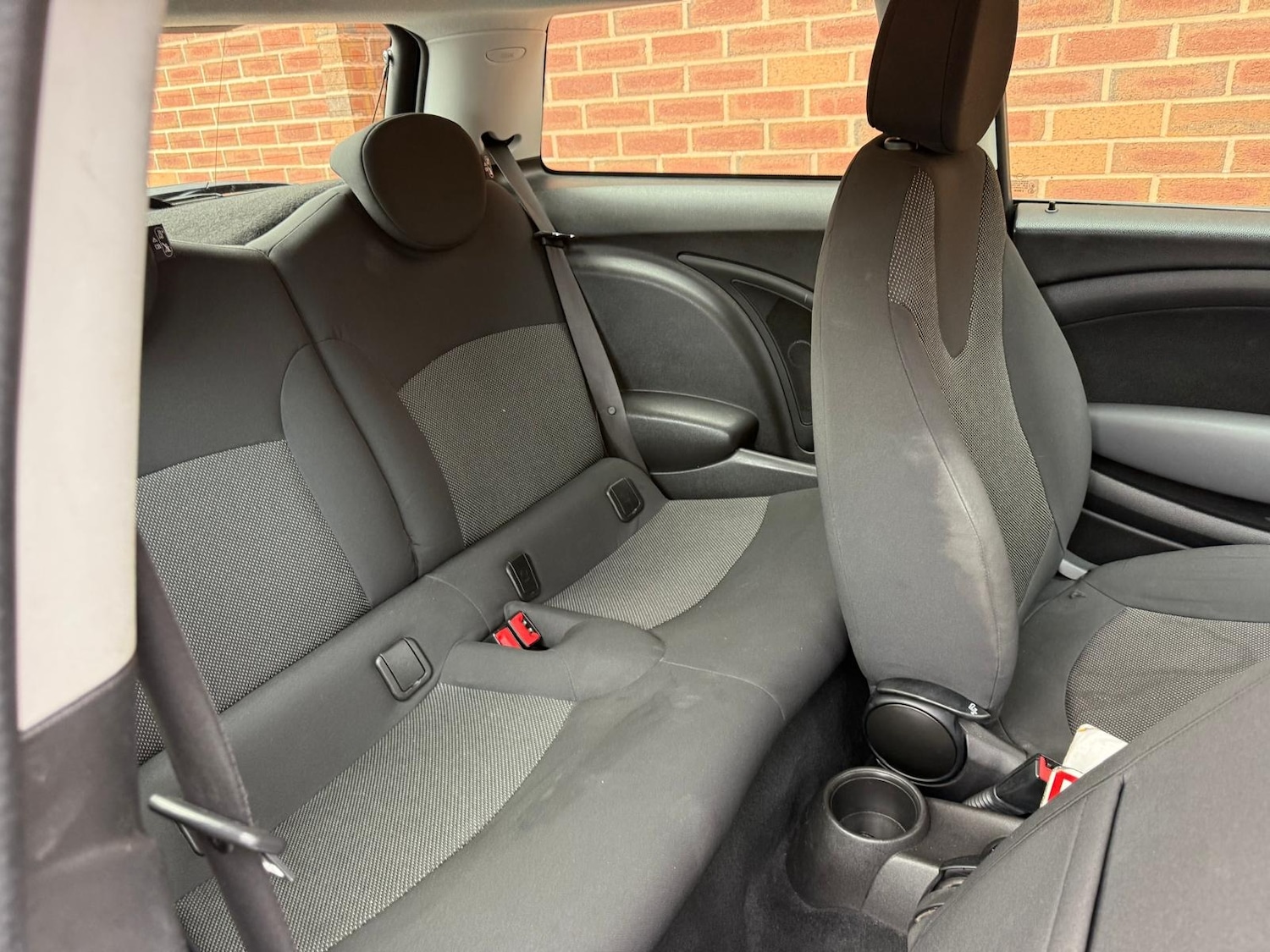 Used MINI Hatch 2010 for sale - 76343936: Photo 9