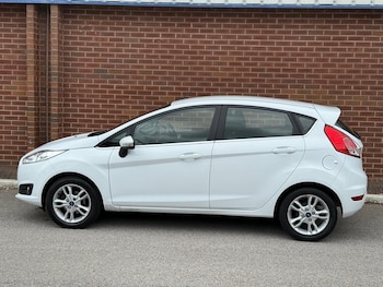 Used Ford Fiesta 2015 for sale - 74892404: Photo