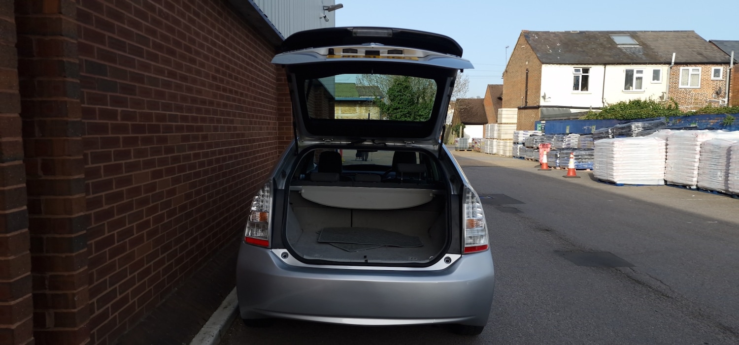 Used Toyota Prius 2022 for sale - 78055167: Photo 10