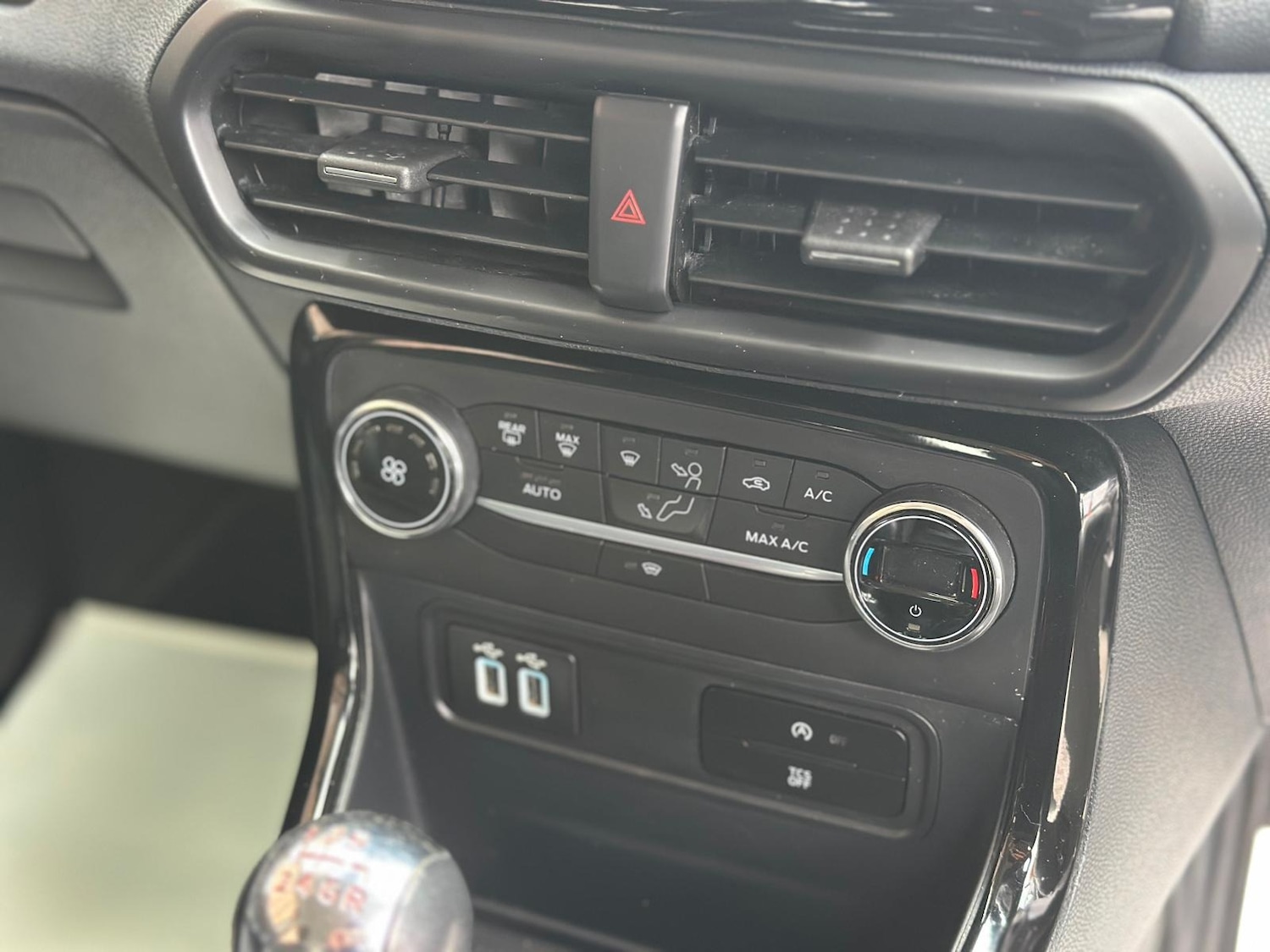 Used Ford Ecosport 2020 for sale - 76274345: Photo 16