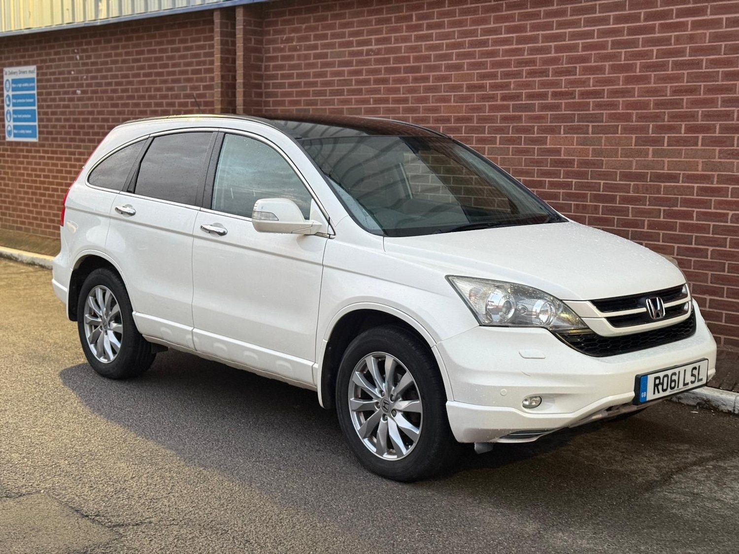 Used Honda CR-V 2011 for sale - 76984541: Photo 2