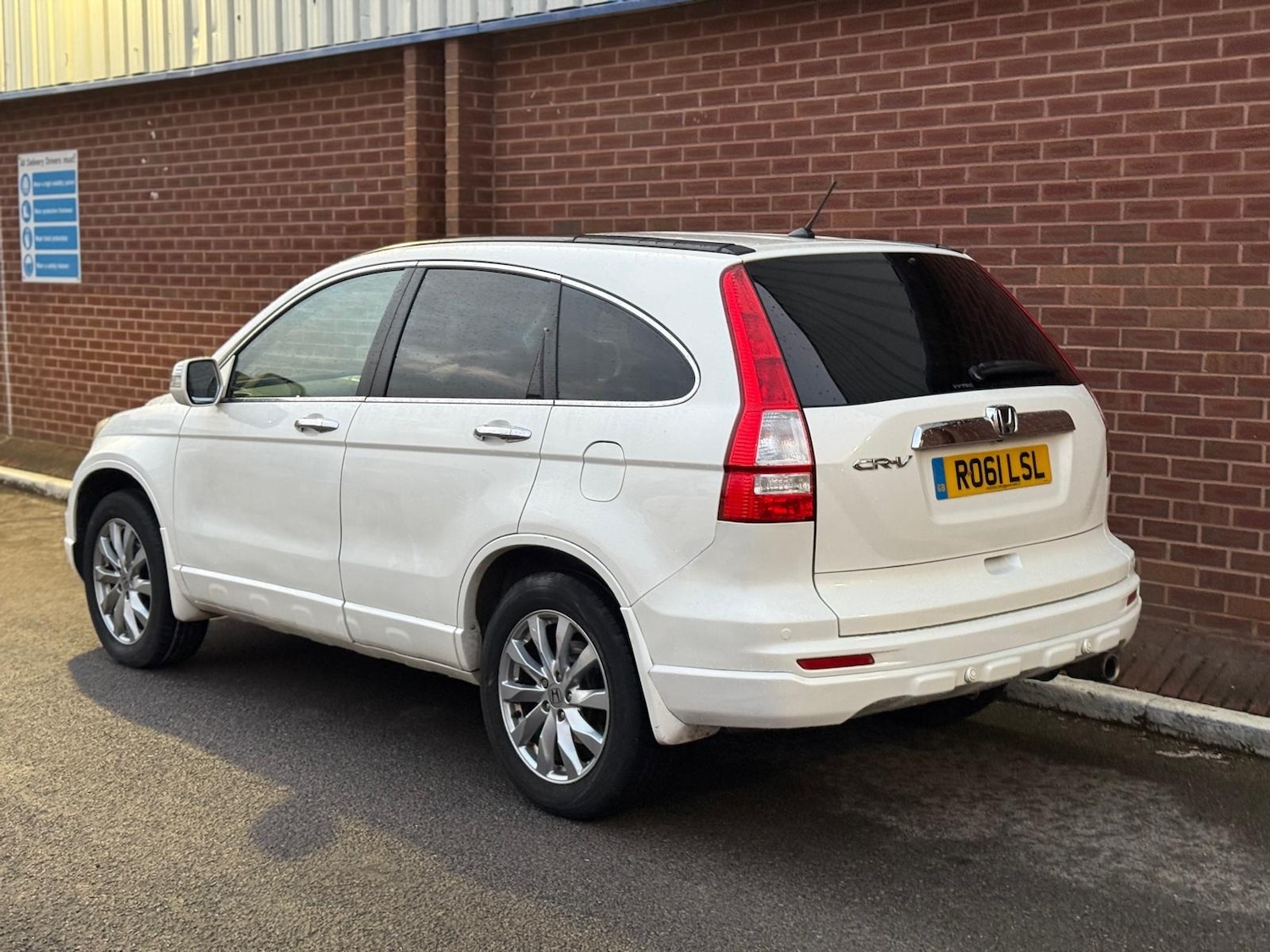 Used Honda CR-V 2011 for sale - 76984541: Photo 5