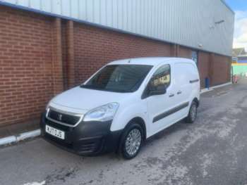 Small white van for hot sale sale