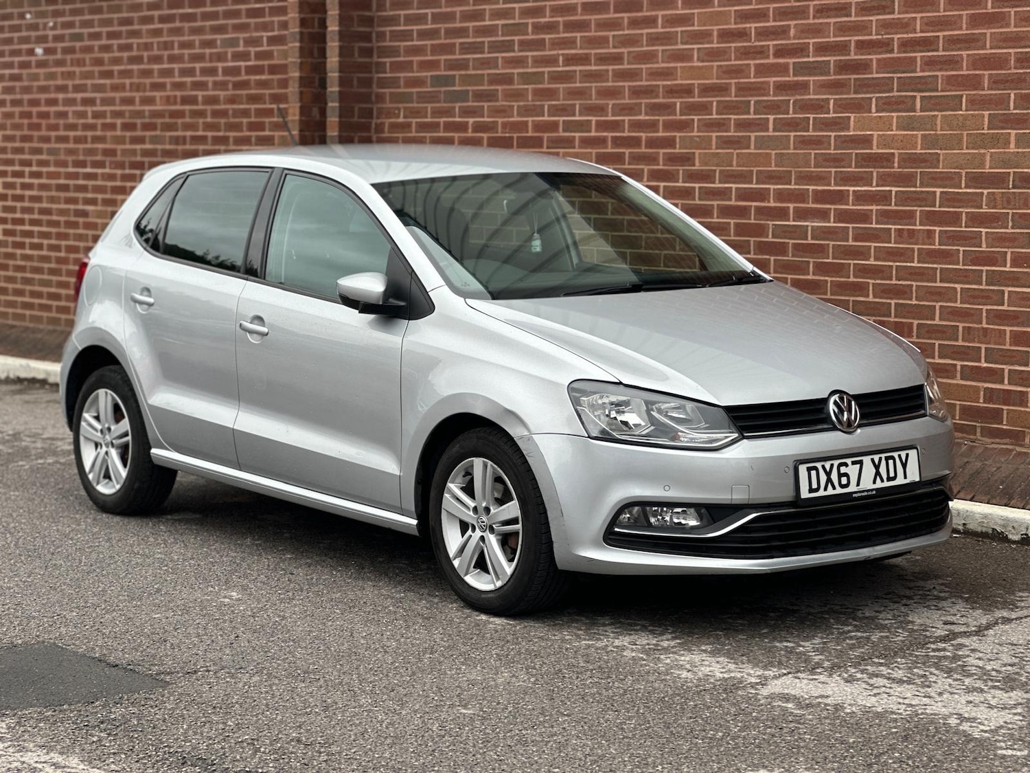 Used Volkswagen Polo 2017 for sale - 75984612: Photo 2