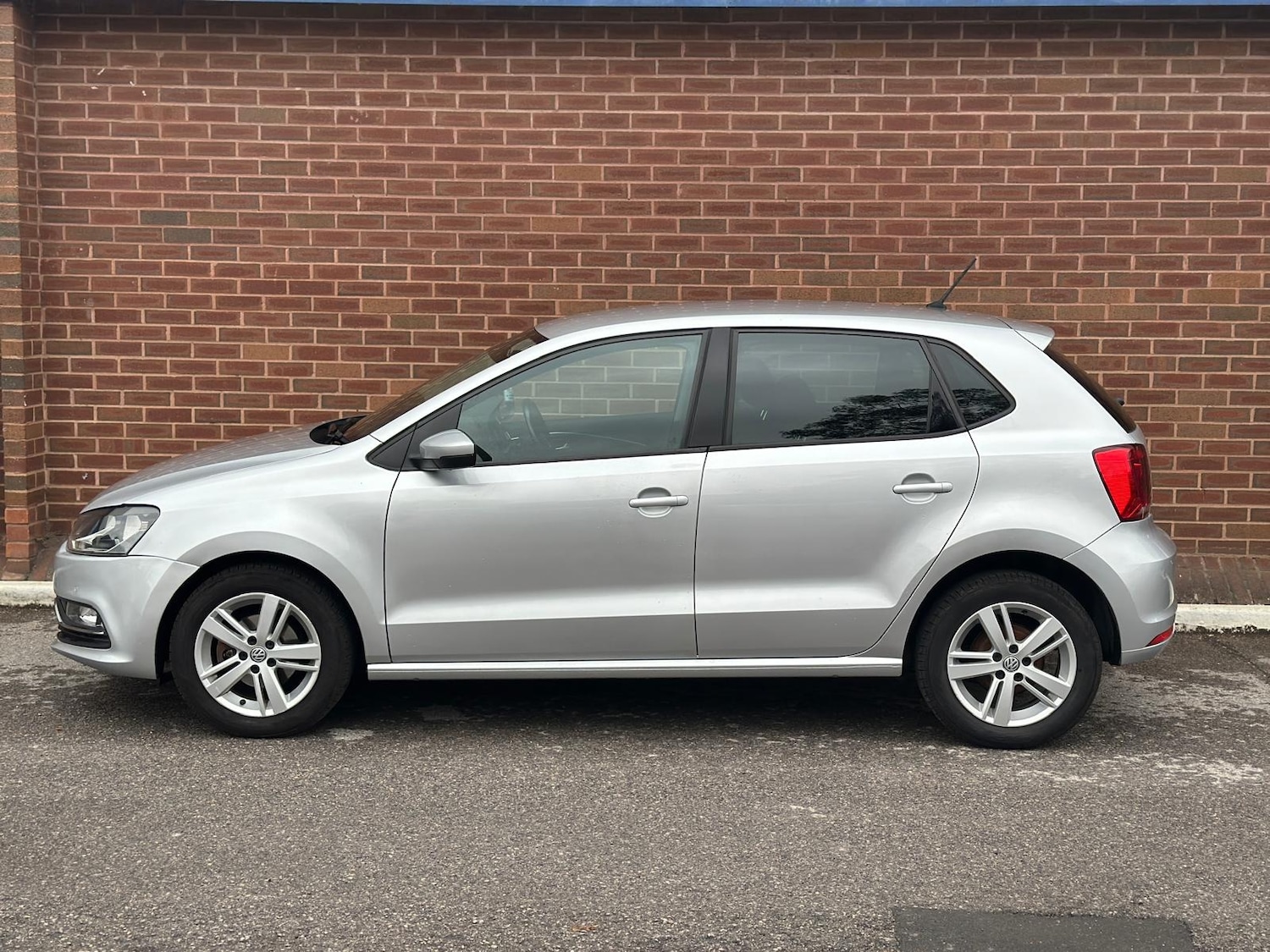 Used Volkswagen Polo 2017 for sale - 75984612: Photo 3