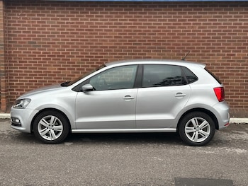 Used Volkswagen Polo 2017 for sale - 75984612: Photo 4