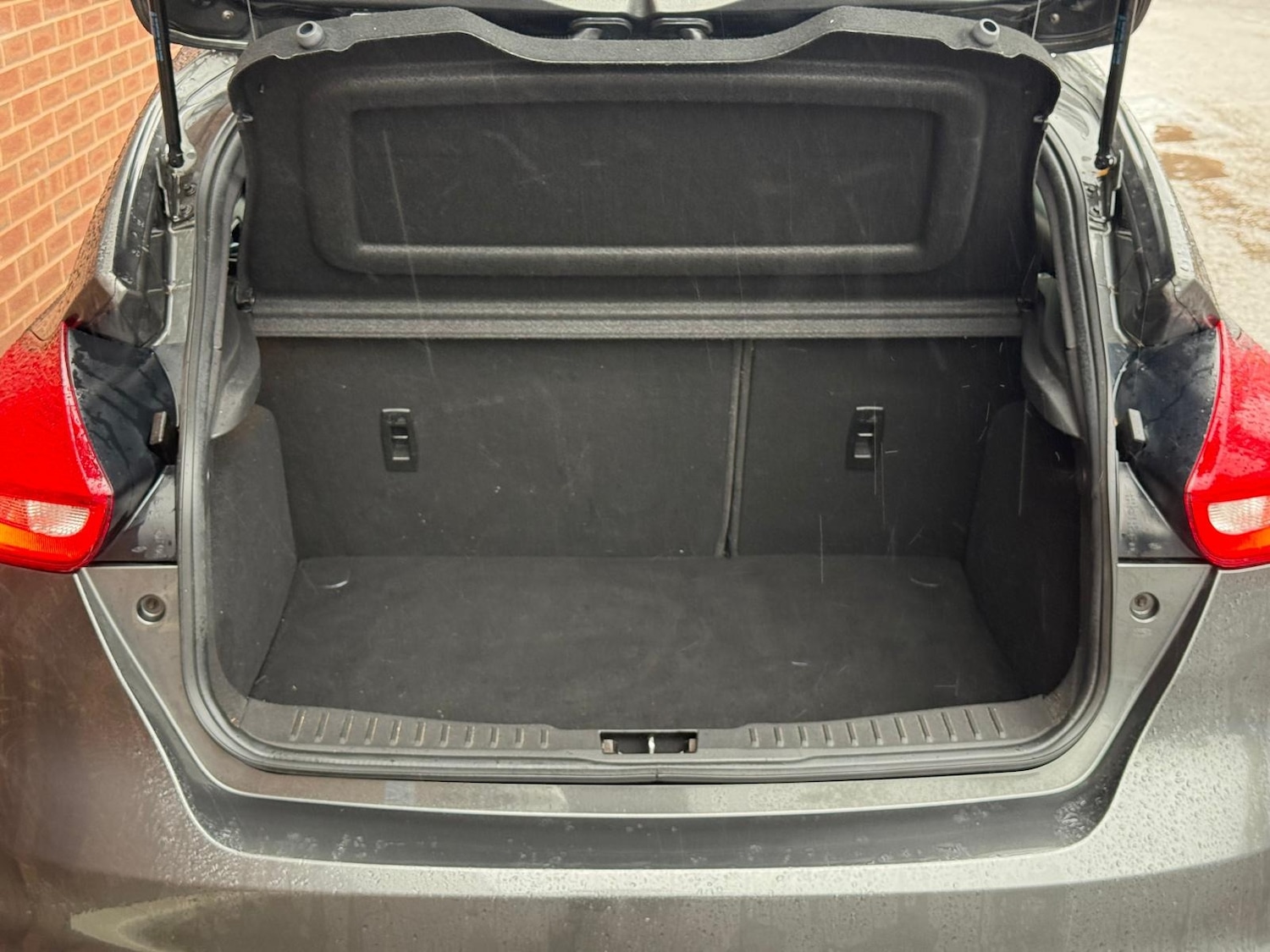 Used Ford Focus 2018 for sale - 76611812: Photo 11